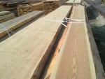 Bois débité pour construction