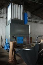 Presse à briquettes BRIKLIS BrikStar 200-19 | Traitement des déchets de bois | Machines à bois | BRIKLIS, spol. s r.o.