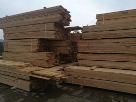 Sapin rouge Bois débité pour construction | Bois tendre | Sciages | Tartak Drewbud
