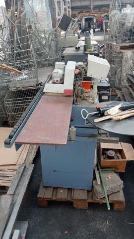Plaqueuse de chants - Machines à bois
