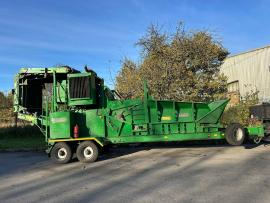 Broyeur-déchiqueteur BANDIT BEAST 1680 | Traitement des déchets de bois | Machines à bois | Lift cranes s.r.o.