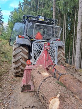 Tracteur forestier VALTRA T193 | Machines forestières | Machines à bois | KOMITrade s.r.o.