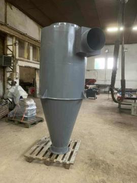 Aspirateurs Cyklonový odlučovač pílin  |  Séchoir, climatisation | Machines à bois | Juraj polovka šneky výroba 